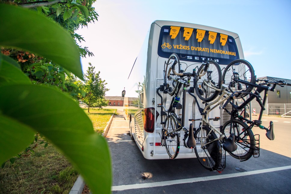 Vežėjai autobusais prognozuoja naujas aukštumas mobilumui dviračiais